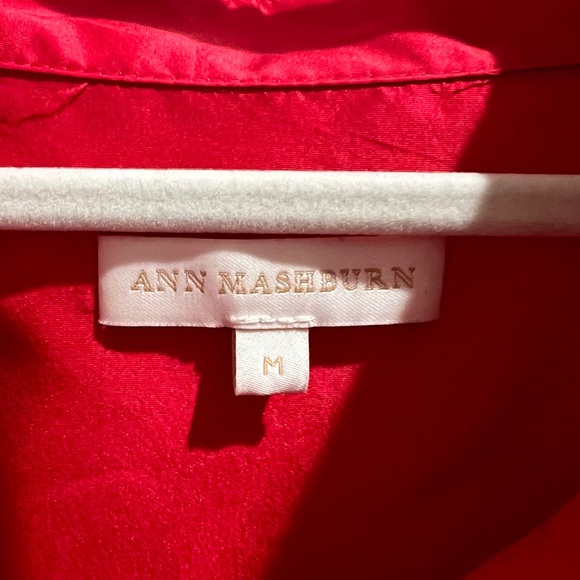 ANN MASHBURN Taffeta Blouse - Sz Medium NWT - Picture 2 of 5